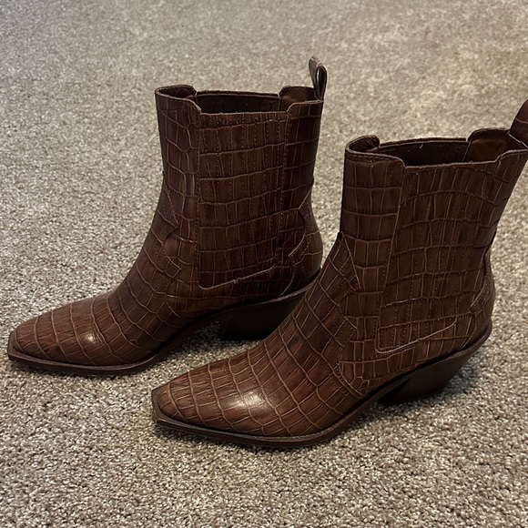 Dolce Vita Brown Senna Boots - Picture 1 of 5